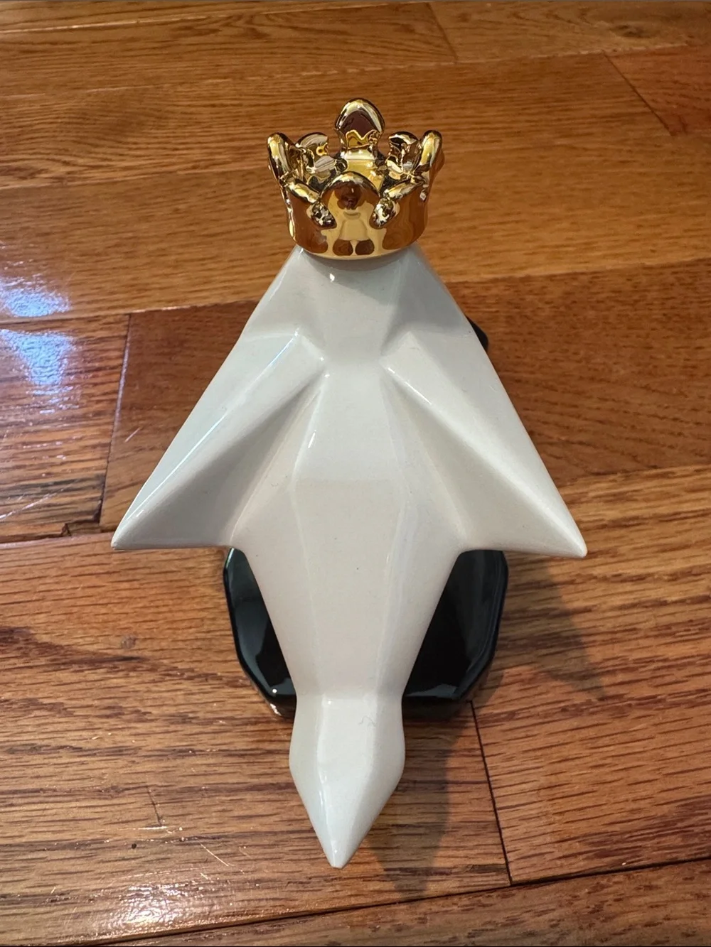 PartyLite White Origami Bird Prince with Gold Crown and Black Tray - Picture 4 of 7